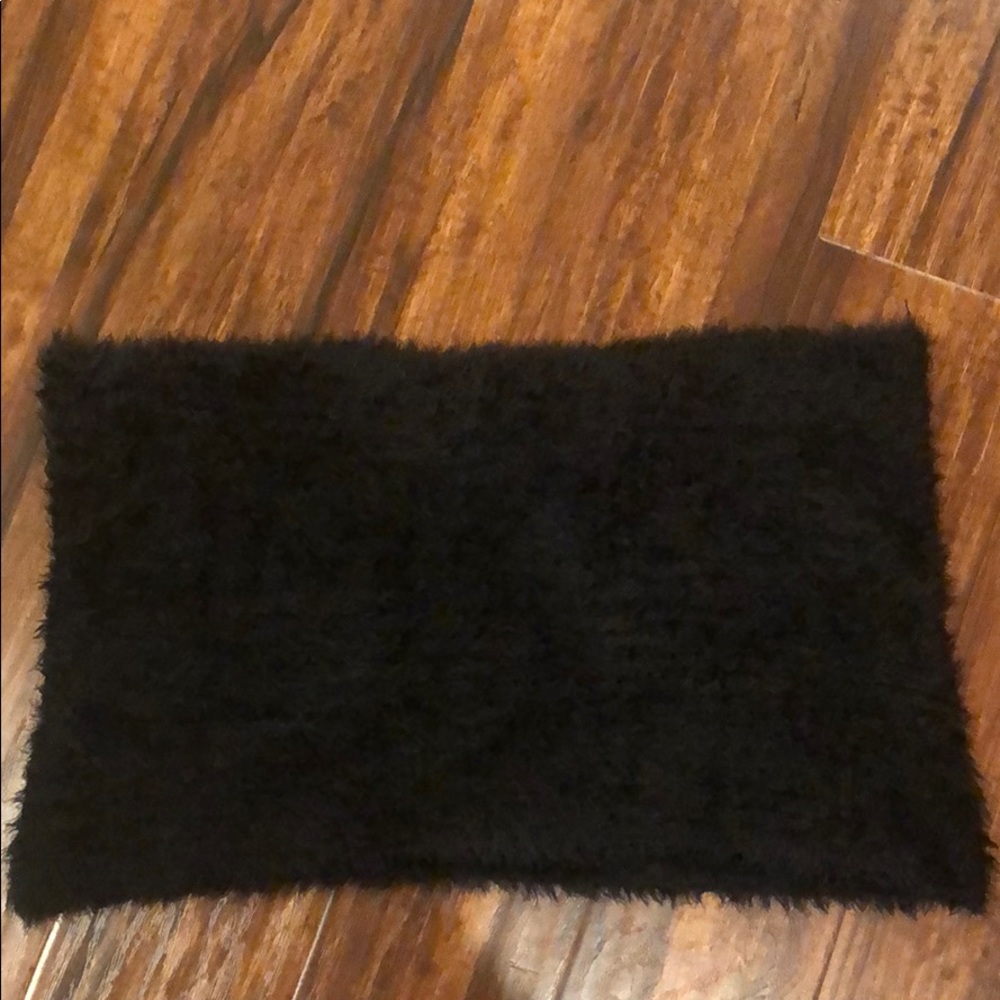 ❤️Bebe black warm scarf!!❤️